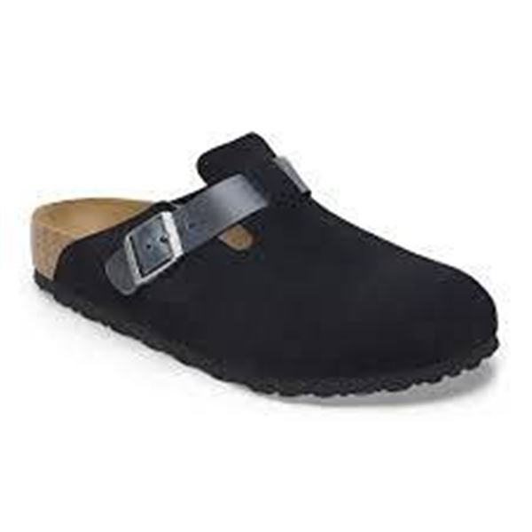 Royal Canadian Women's Suede Clogs Size 7
