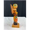 Image 3 : Vintage West Coast Native Hand Carved 12" Tall Totem Pole