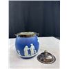 Image 3 : Antique Wedgewood Dark Blue Jasperware Biscuit Barrel with Silver Plate Lid