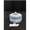 Image 1 : Very Nice Vintage Wedgewood Blue Jasperware Trinket Lidded Dish 5" Diameter