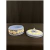 Image 4 : Very Nice Vintage Wedgewood Blue Jasperware Trinket Lidded Dish 5" Diameter