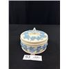 Image 1 : Vintage Wedgewood Queensware Lavender on Cream Hand Painted Lidded Candy/Trinket Box