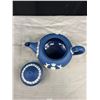Image 3 : Vintage Wedgewood Jasperware Lot Teapot, Trinket Box, and Jug