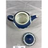 Image 3 : Vintage Wedgewood Jasperware Blue Teapot with Lidded Sugar and Creamer