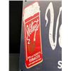 Image 3 : 8" x 12" Velvet Pipe Tobacco Vintage Style Reproduction Tin Sign