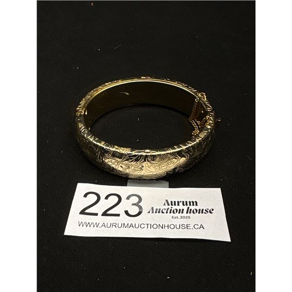 Vintage Engraved Gold Tone Bangle/Bracelet