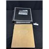 Image 1 : 2 Binders of Upper Deck & Pro Set Hockey Cards