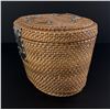 Image 13 : Chinese Porcelain Teapot in Basket