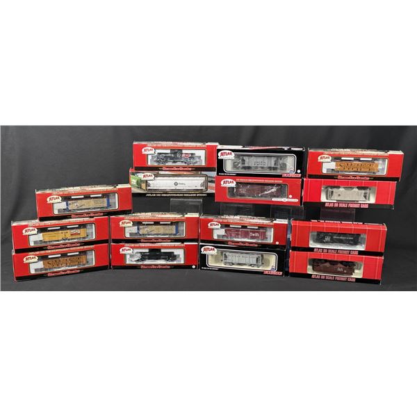 Collection of Atlas Hopper Reefer Boxcars