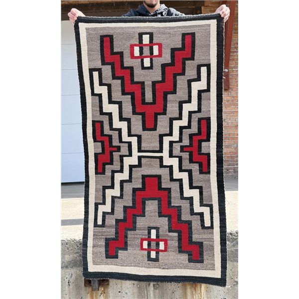 Transitional Ganado Navajo Indian Rug