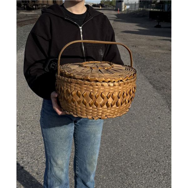Wabanaki MicMac Penobscot Ash Indian Basket