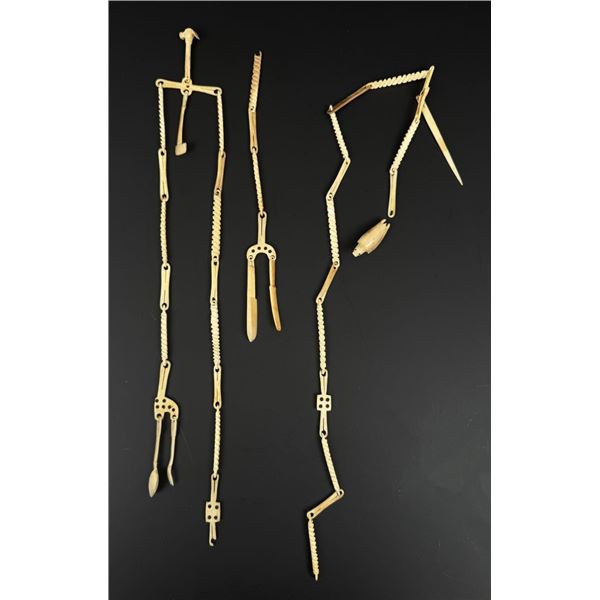 Antique Alaskan Inuit Eskimo Carved Whimsy Chain