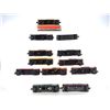 Image 5 : (12) Lionel Box Cars & Stock Cars Assorted