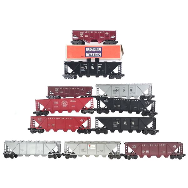 (11) Lionel Hopper Cars Assorted
