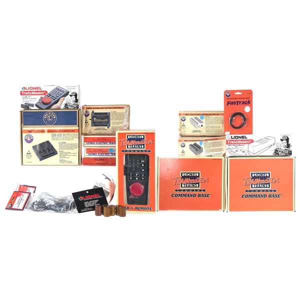 Lionel Assorted Accessories Boxed