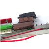 Image 5 : Lionel Assorted Buildings & Train Cars
