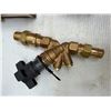 Image 3 : Lot of (2) Valves
