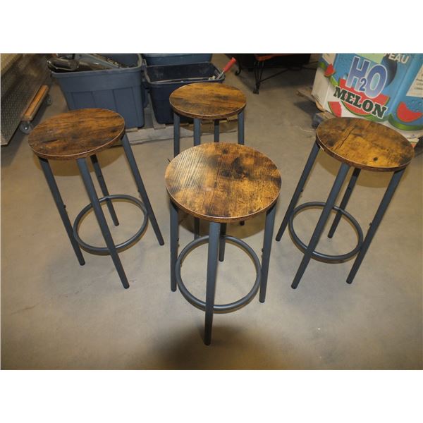4 Bar Stools