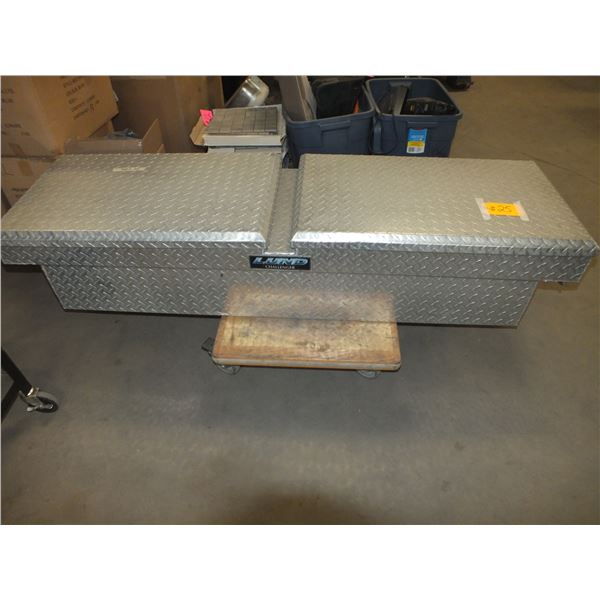Checker plate Job Box w/ Key