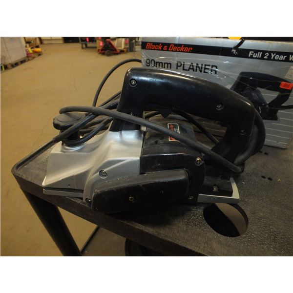 3 5/8" Black & Decker Plainer