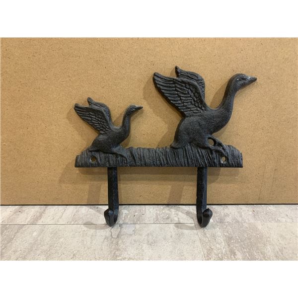 Cast Iron Double Coat Hook of 2 Birds