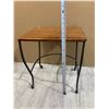Image 3 : Wooden Table 16 1/2in X 14in X 19in