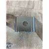 Image 3 : 6 Pcs Channel Trolley Track Support Hanger Brackets Heavy Duty