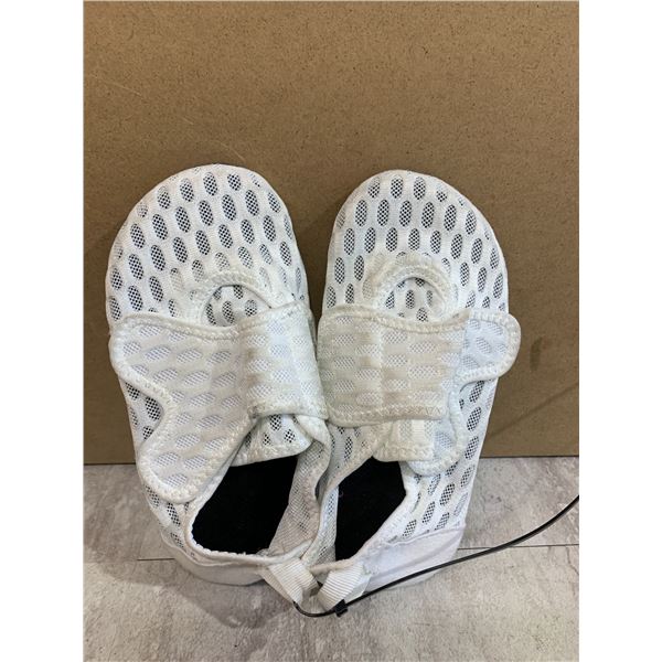 Toddler Water Shoes - Size 28-29