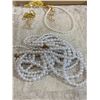 Image 10 : Lot of 9 Assorted Brand New Necklaces