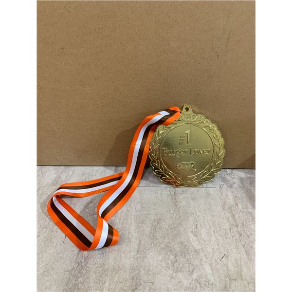 6 inch plus - A&W #1 Burger Lover Medallion