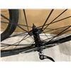 Image 4 : Lot of 2 Bicycle Tires & Rims