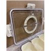 Image 7 : 8 Compartment Divided Serving Tray w/ Lid