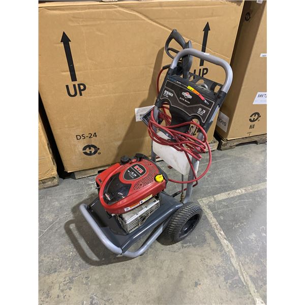 Briggs & Stratton Elite Series 2550 PSI Gas Pressure Washer (SEE DESCRIPTION)