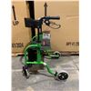 Image 5 : HandiLite Xpress Foldable Walker - Model: 934