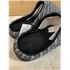 Image 4 : Sparkly Navy Blue / Silver Memory Foam Slippers