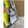 Image 4 : KUCAA Original Heavy Duty One Hole Punch