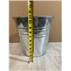 Image 6 : Metal Pail With A Bunch of 3 1/4 Nails