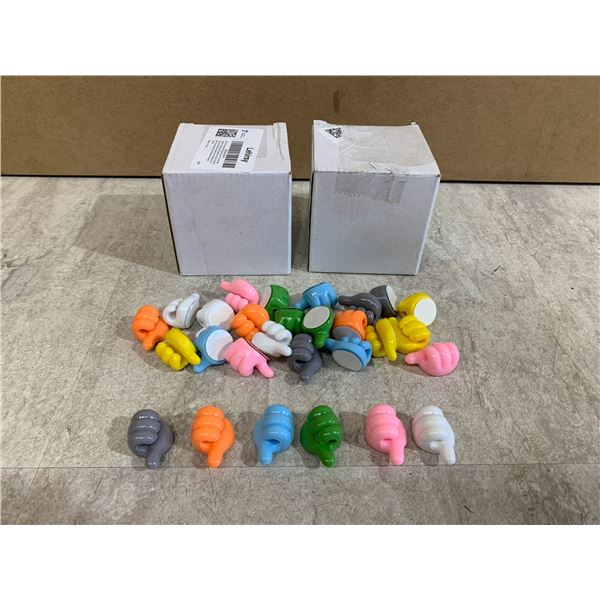 Lot of 2 Silicone Thumb Wall Hooks 28Pcs Per Pack