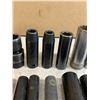 Image 5 : 13 Assorted Sockets - 12 Sockets - 1 Swivel Socket