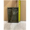 Image 8 : Decorative Cast Iron Relief Plaque Featuring A Frog on A Branch