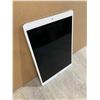 Image 2 : 64GB Apple iPad Pro 10.5-inch - Factory Reset