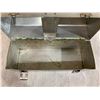 Image 8 : Vintage Aluminum Strongbox Lunch Box