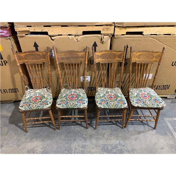 4 Wooden Vintage Table Chairs With Cushings