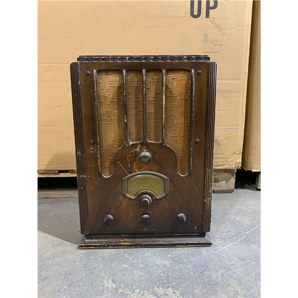 Vintage General Electric Stereo Radio Model A.70 Wood