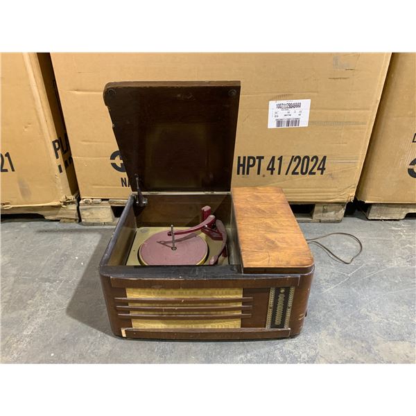 Vintage Philips Radio Turntable Model CM54A