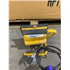 Image 3 : Yellow Hallogen Work Light