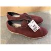 Image 2 : H&M Burgundy Suede Lace-Up Shoes