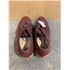 Image 4 : H&M Burgundy Suede Lace-Up Shoes