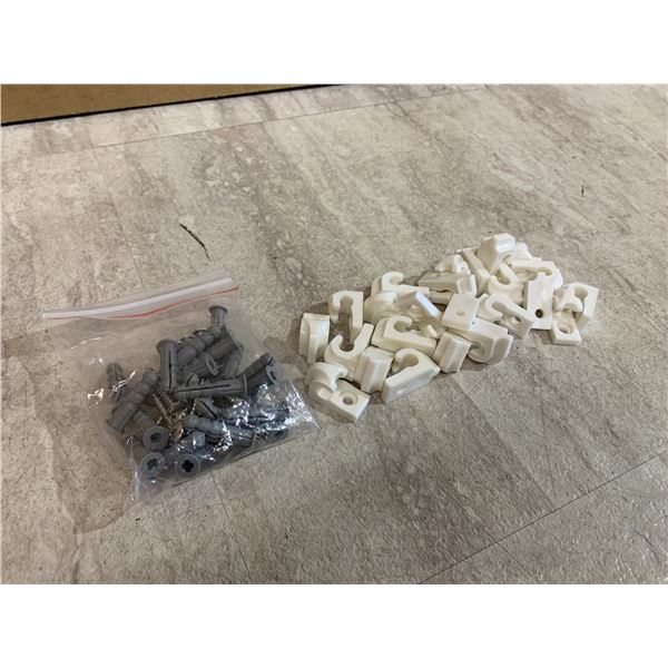 Bag of Wire Shelf Brackets (20+)