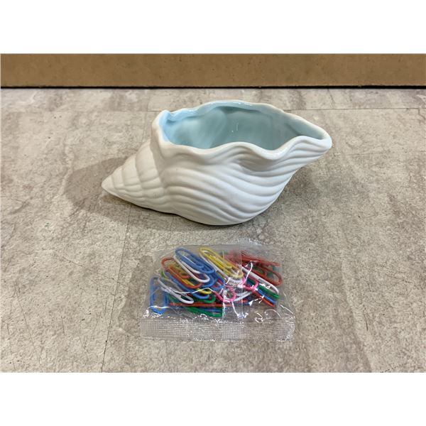 Conch Shaped Paper Clip Holder w/ Paper Clips